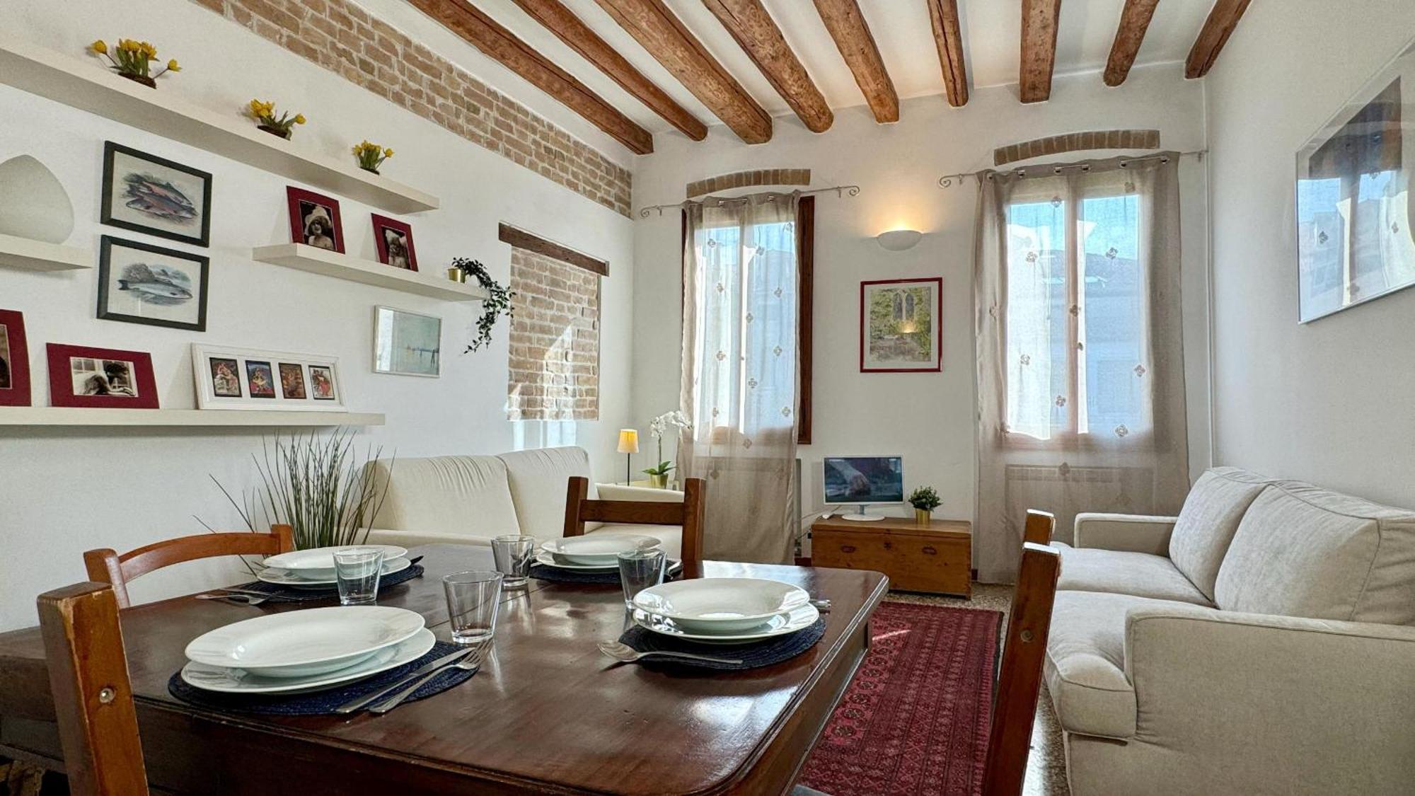 Moretta - Historical Center Apartment